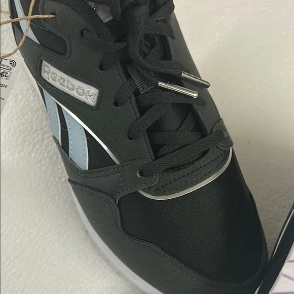 Reebok Black and Light Blue Sneakers - Picture 5 of 10